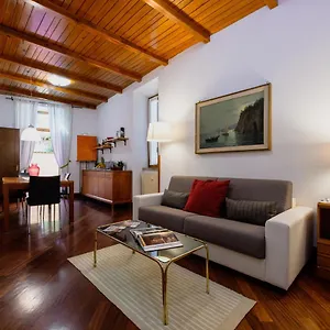 4 Fontane 156 Luxury Apartamento